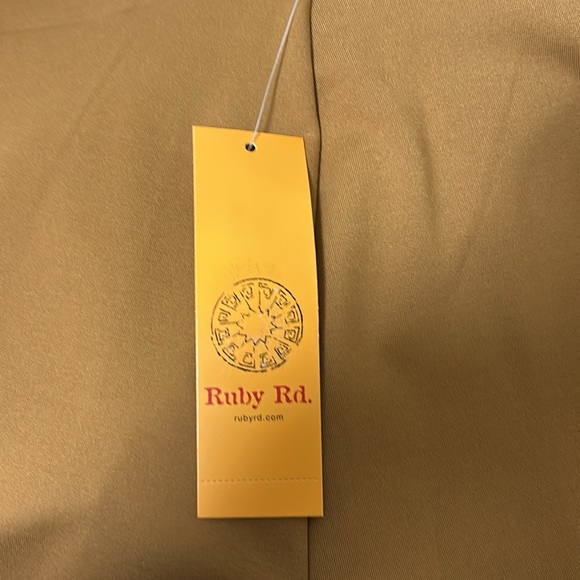 NWT Ruby Rd. Women Stretch Pull On Pants.  Colors: Cognac and Coffee. Size large - Picture 14 of 14